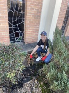 Rave Financial employee volunteering at Journey Church in Lumberton, Texas